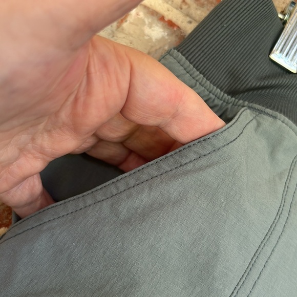 Eddie Bauer Women's  Olive Green Skort - Picture 2 of 9